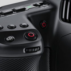 BLACKMAGIC POCKET CINEMA CAMERA 6K PRO